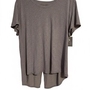 Under armour celliant athletic keyhole split back workout top- SZ 2XL